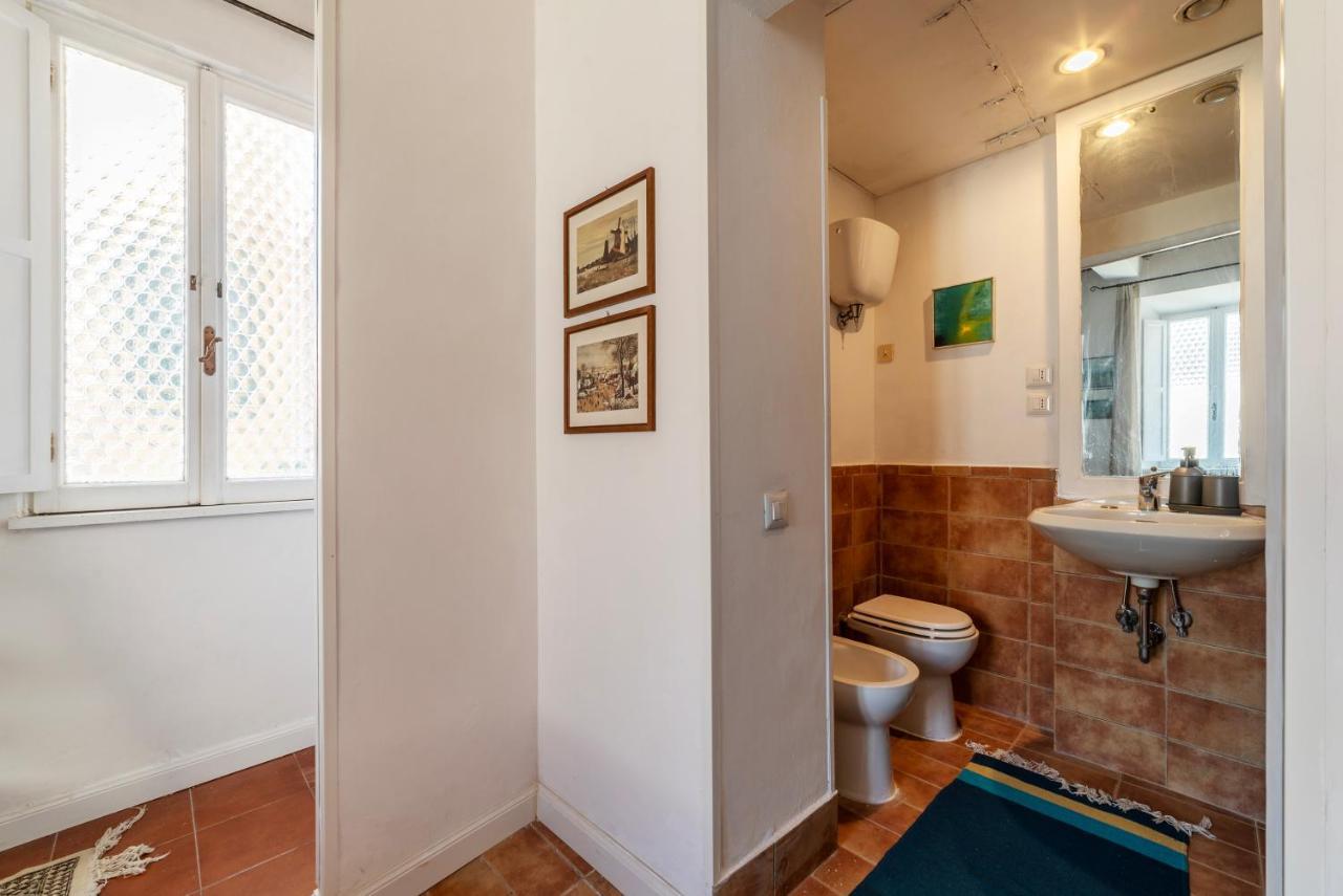 Trastevere Cozy Flat Rome Bagian luar foto