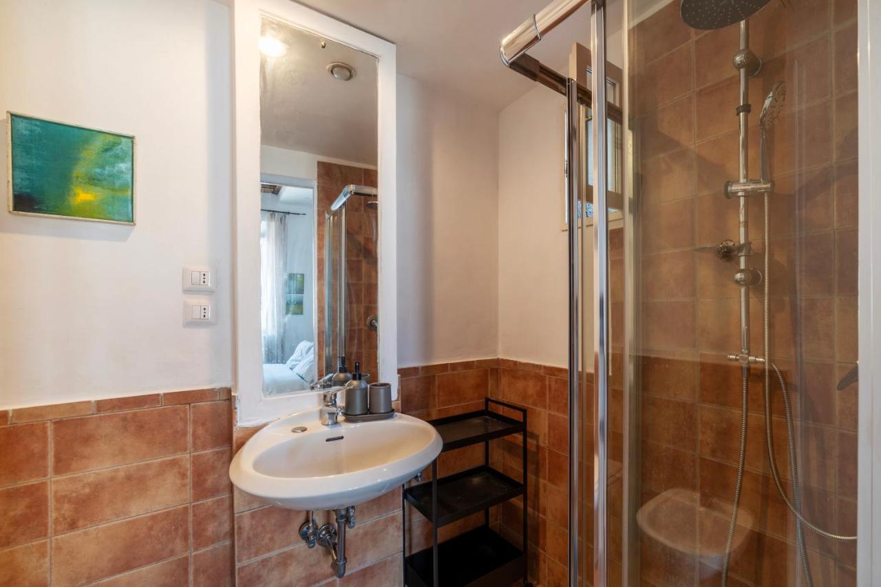 Trastevere Cozy Flat Rome Bagian luar foto