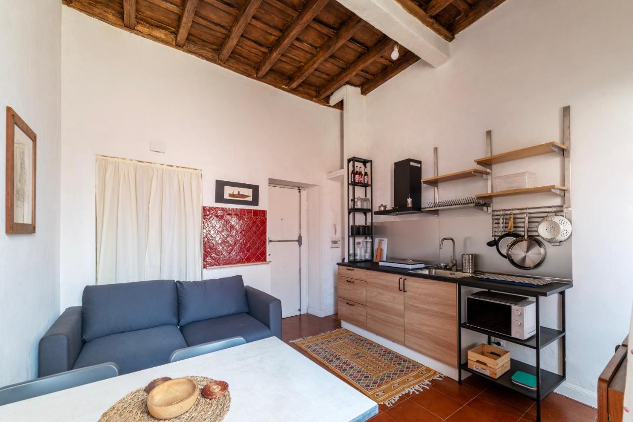Trastevere Cozy Flat Rome Bagian luar foto